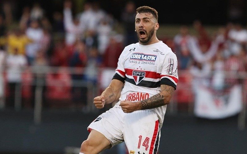 River comienza a definir la llegada de Pratto