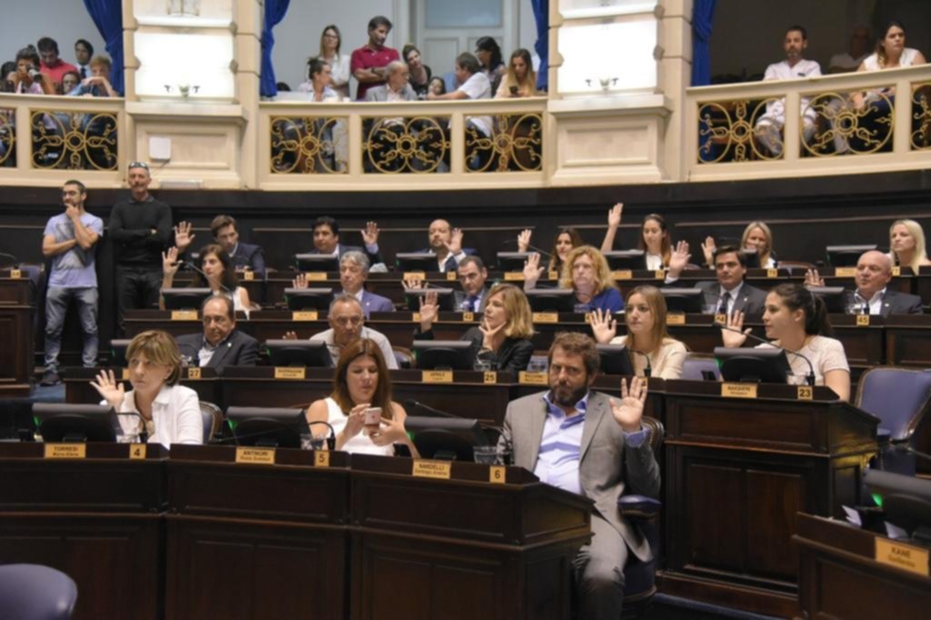Aprueban la adhesión al Pacto Fiscal y se destraban fondos para la Provincia