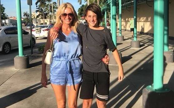 Yanina Latorre se muestra en familia en las playas de Miami