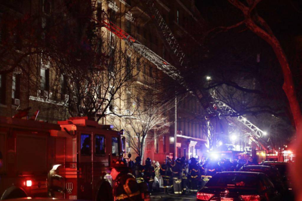 Un nene causó el peor incendio en décadas en Nueva York
