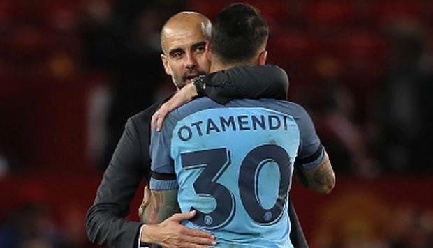 Para Guardiola, “Otamendi es el Súperman del Manchester City”