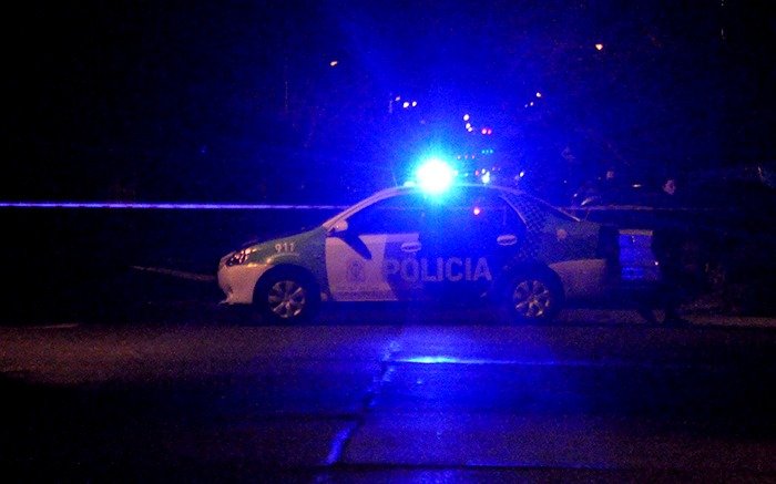 Un hombre se suicidó en Barrio Aeropuerto tras dispararle en la cabeza a otro