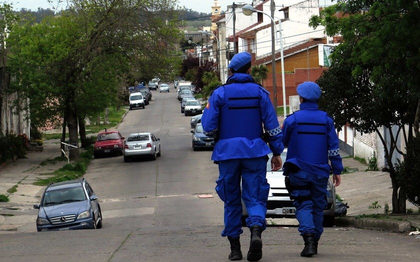 Detuvieron a un "polichorro" tras una persecución: "No tiren, soy policía"