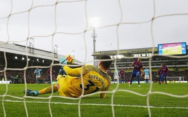 El Manchester City salvó el invicto sobre la hora