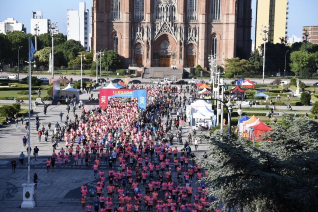 La media maratón tuvo más de 3.000 participantes para coronar los festejos de La Plata