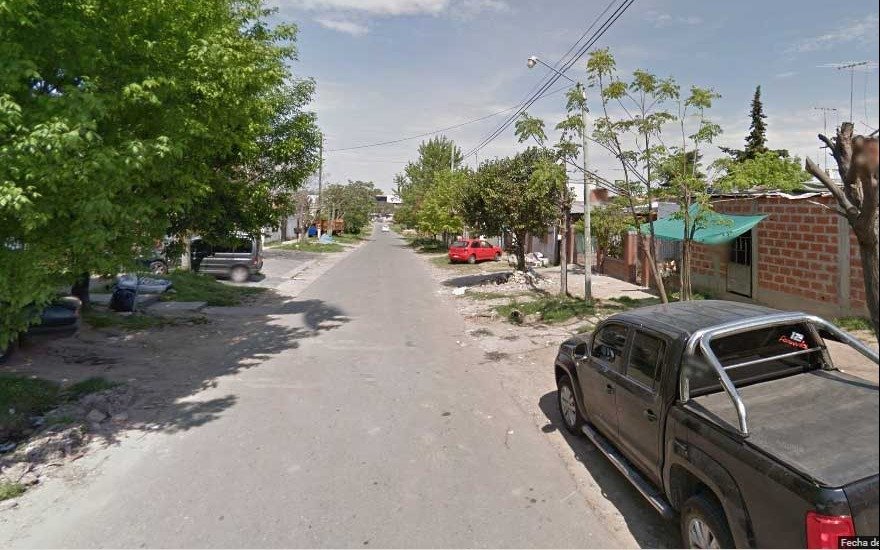 Ringuelet: a una jubilada se le cayó encima un poste y casi se desata una tragedia