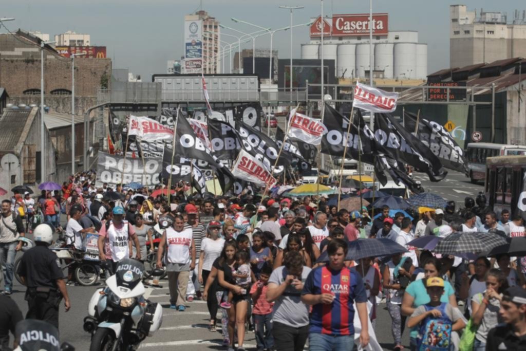 En la Provincia, no ven “desborde” social pero están en alerta