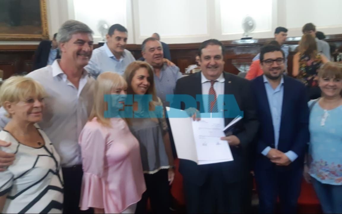 Declararon de interés municipal "Historias de la Ciudad de La Plata" de Hugo Mársico