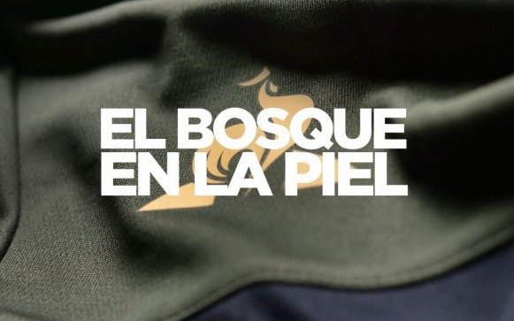 El Lobo lanzó su tercera camiseta, inspirada en el Bosque