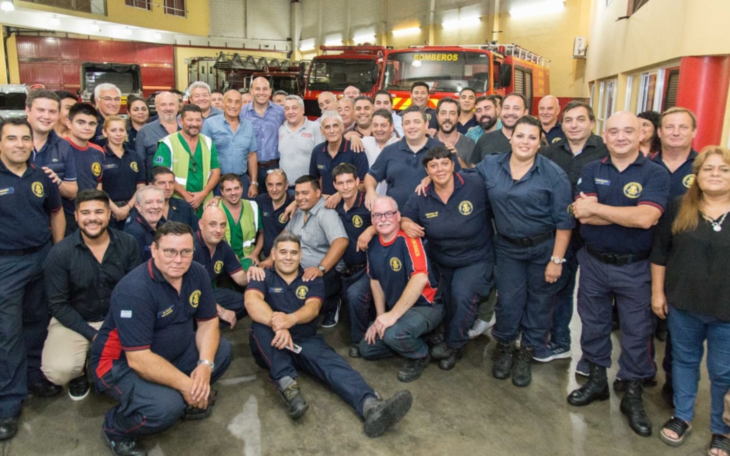 Molina participó de cena de fin de año de Bomberos Voluntarios
