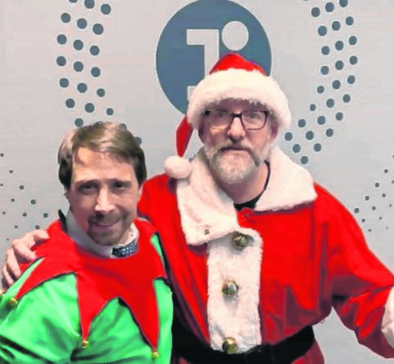 Feinmann y Novaresio se vistieron de Navidad