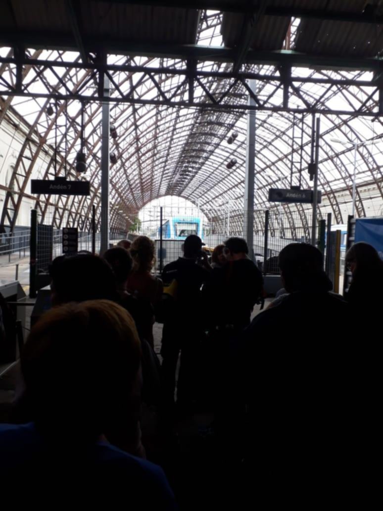 Detuvieron al acusado de las amenazas de bomba que paralizó el servicio de trenes