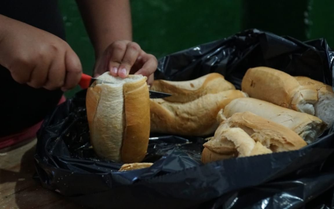 Vecinos de Los Hornos se unieron para vivir una Navidad solidaria