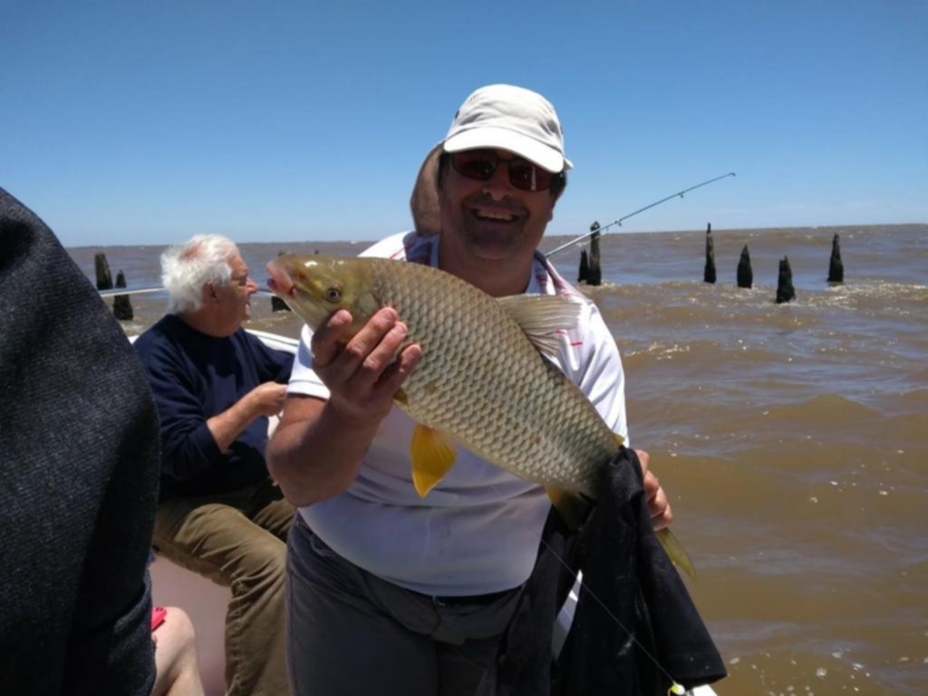 Excelente pesca de bogas y doradillos en Los Malecones
