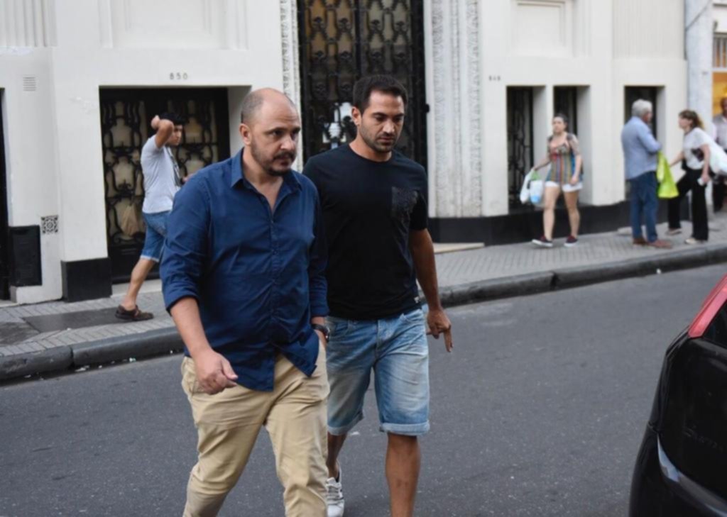“La decisión está tomada entre todos, nadie me puso un revólver en la cabeza”