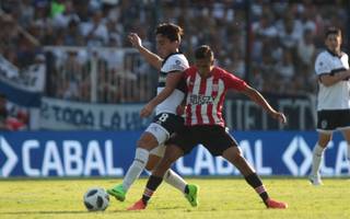 Superliga confirmó fecha y hora para el Clásico platense
