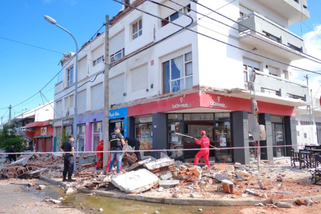 La caída de un balcón provocó dos muertes en Mar del Plata