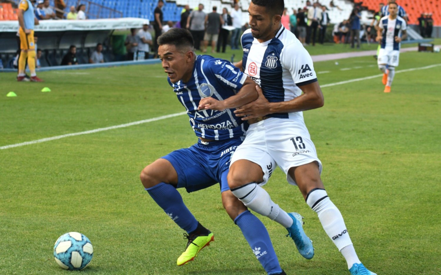 Talleres se aprovechó del mal momento de Godoy Cruz y lo goleó en Mendoza
