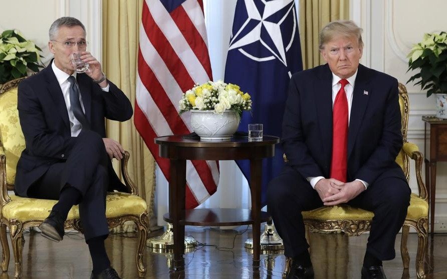 Trump califica de "desagradable" el comentario de Macron sobre la OTAN