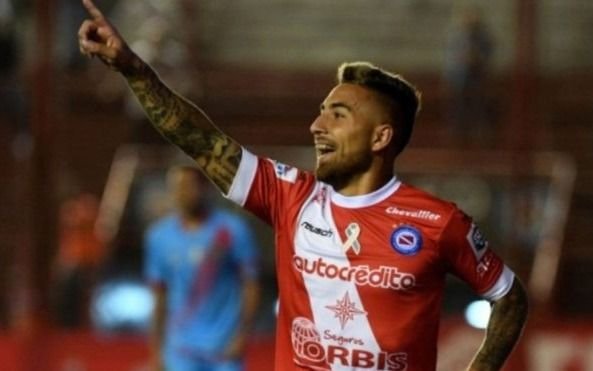 Batallini le dio el visto bueno al interés de Gallardo