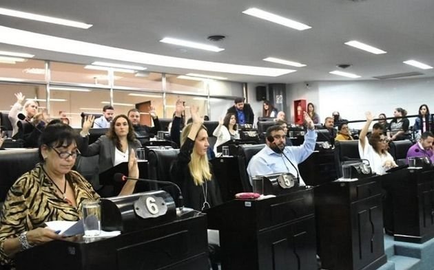 Aprobarán hoy suba de tasas