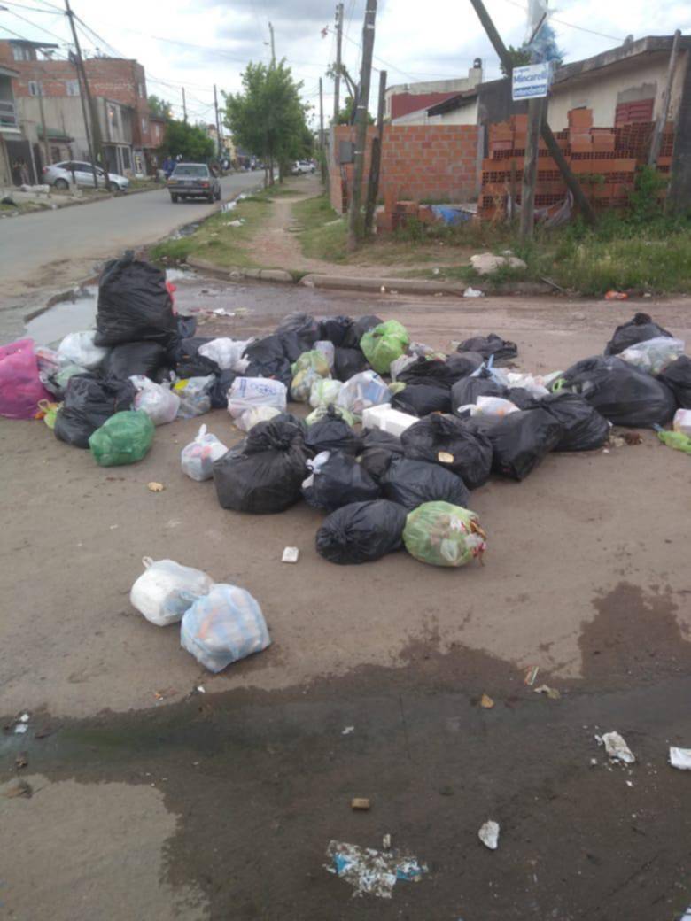 Basura acumulada, un cuadro repetido en 125 y 66