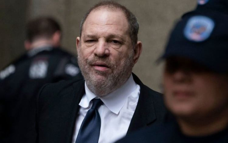 Aumentan la fianza a Harvey Weinstein por violar la libertad condicional