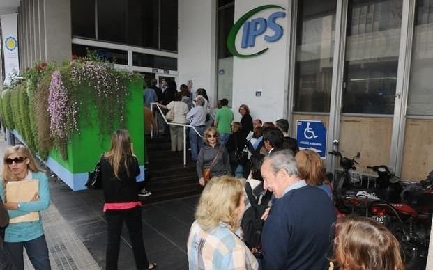 El IPS anunció la fecha: ¿Cuándo cobran el aguinaldo los jubilados?