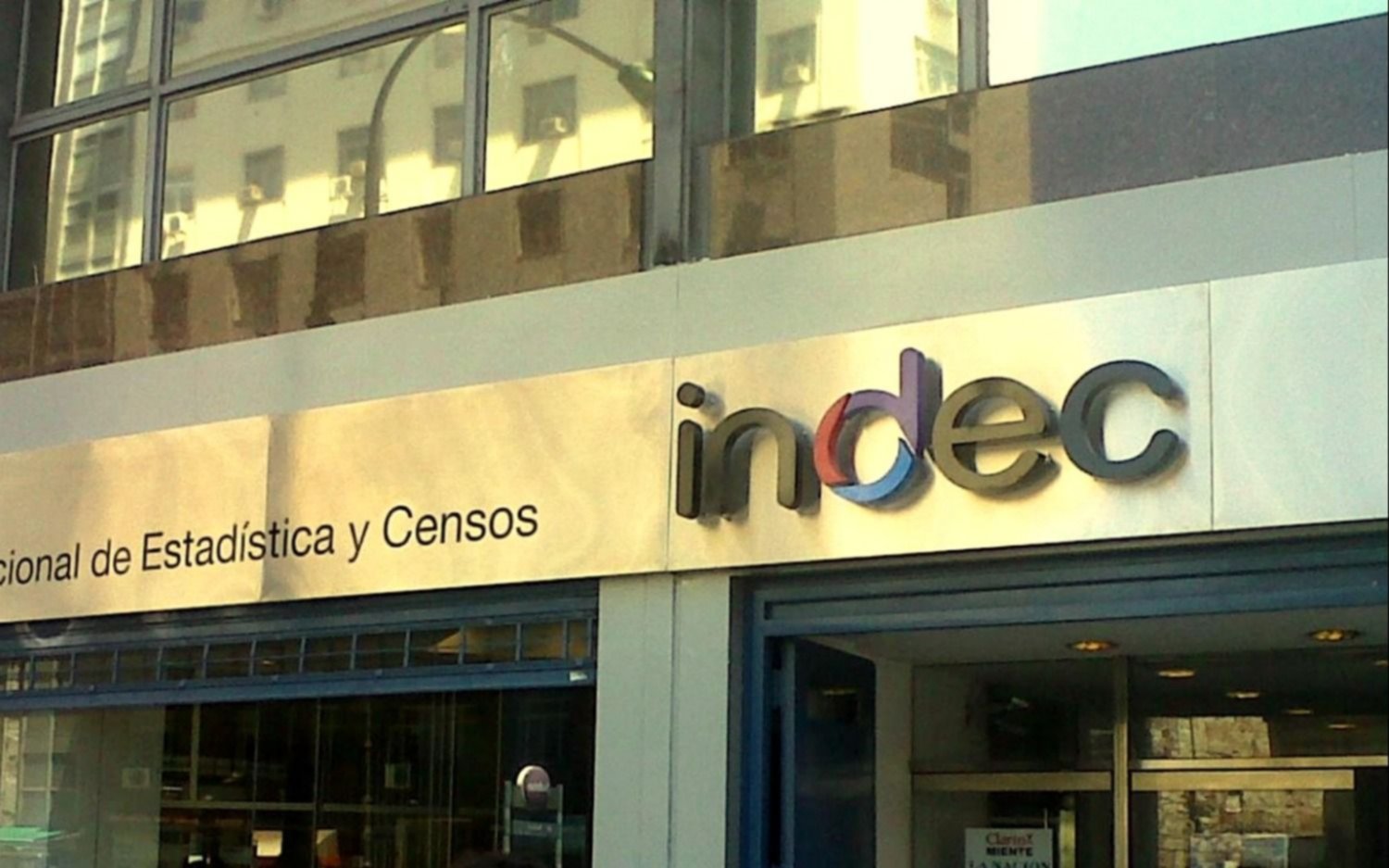 El PBI bajó 1,7% interanual en el tercer trimestre por caídas en la industria y el comercio