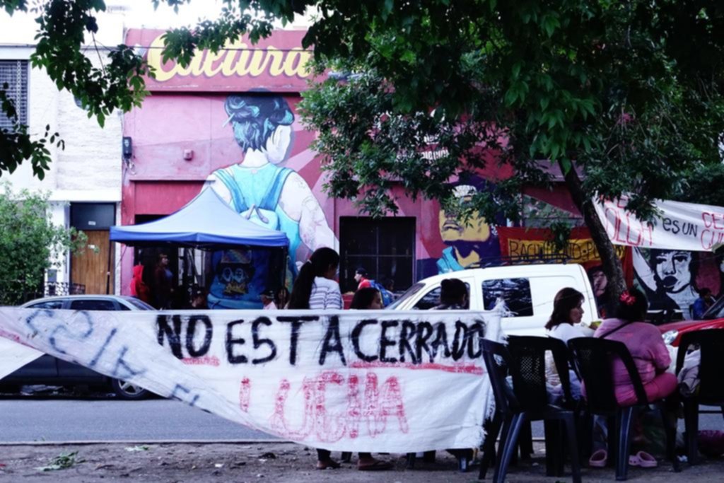 Bronca de comerciantes y vecinos por reiterados cortes de tránsito en 60 entre 10 y 11