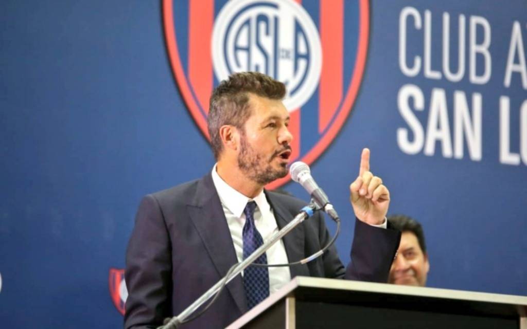 Tinelli asumió como presidente de San Lorenzo: "El socio nos pide volver a Avenida La Plata"