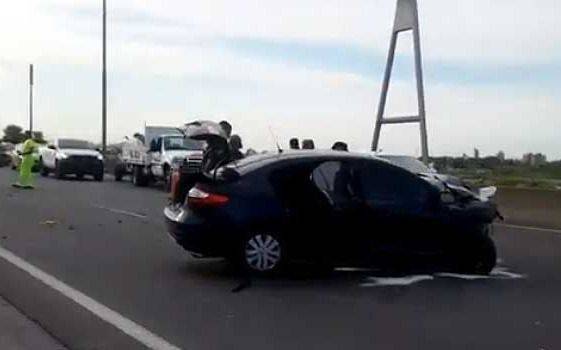 Dos choques complican el tránsito en la Autopista hacia Capital