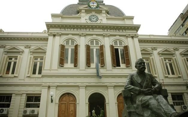 Continúa abierto el plazo para la inscripción a becas de la UNLP