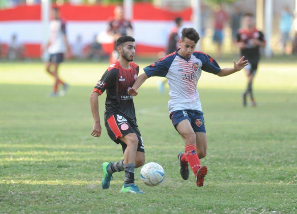 Ringuelet quiere quedarse en Primera y La Plata FC. busca concretar el ansiado ascenso