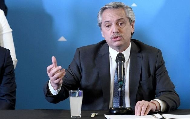 Fernández sobre las jubilaciones: "No hay ningún congelamiento y en marzo habrá aumento para todos"