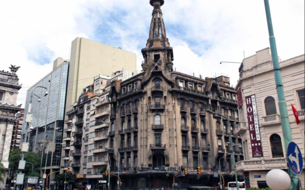 Ingenieros platenses al rescate de un local histórico para evitar un derrumbe