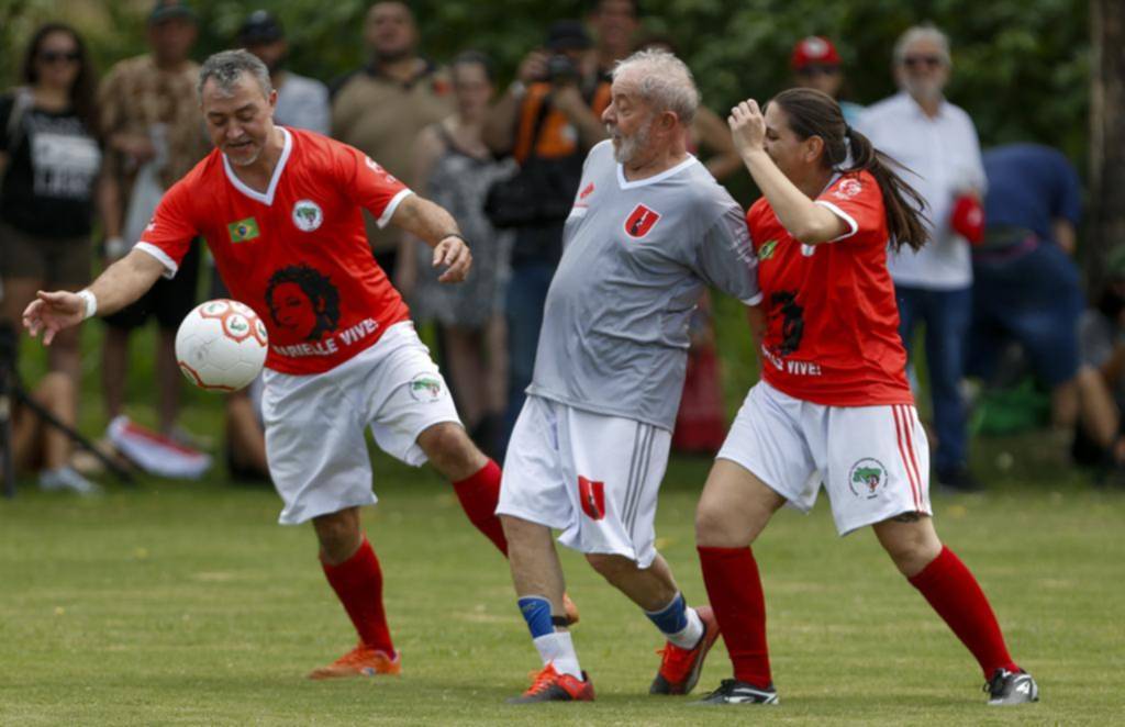 Lula jugó un “picadito” con sus aliados