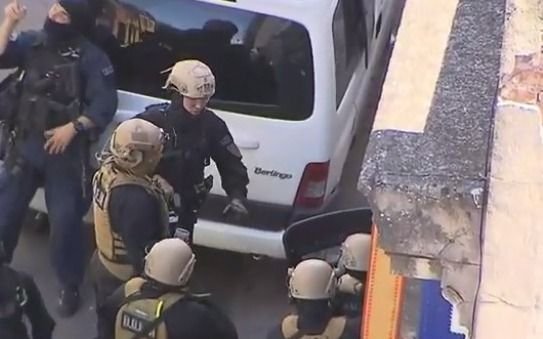 Dramática toma de rehenes en San Telmo terminó con dos delincuentes detenidos