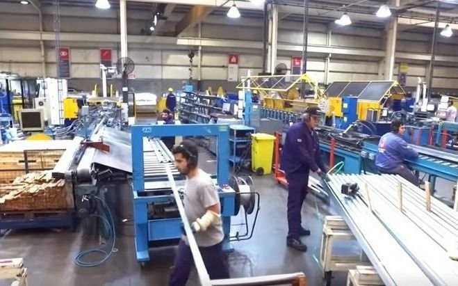 La actividad económica cayó 0,9% en octubre, informó el Indec