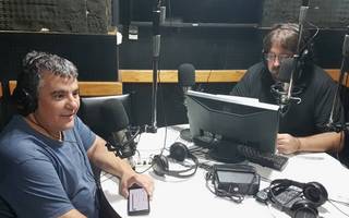 Ahora en vivo... EL SUPERCLÁSICO! Hasta las 19 por La Redonda 100.3
