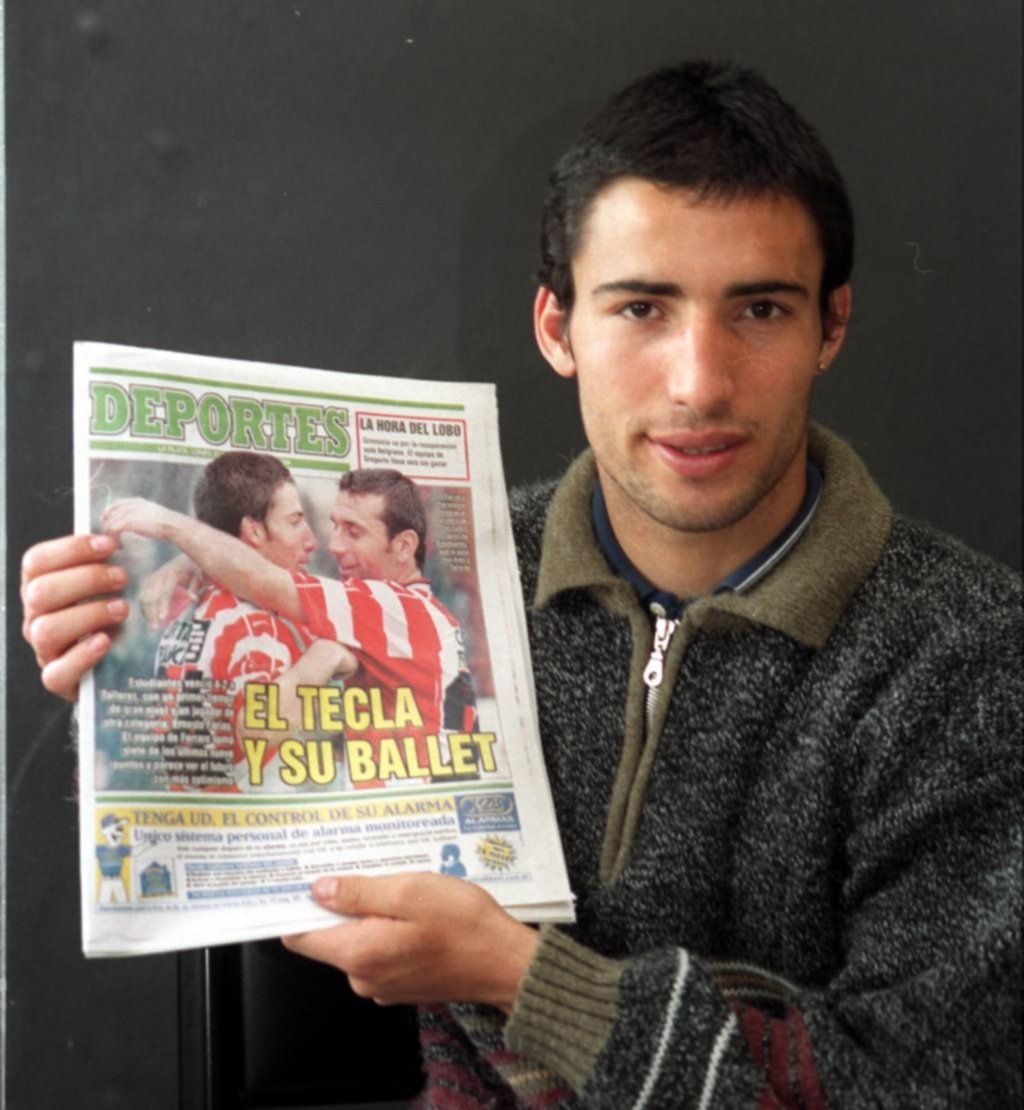 Anunció su retiro el Tecla Farías, el goleador pincharrata en época de vacas flacas