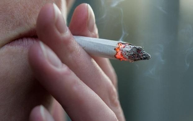 Advierten que en Argentina hay casi 2 millones más de fumadores que hace dos años