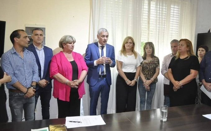 El intendente de Berisso decidió una reducción de su salario y los de sus funcionarios