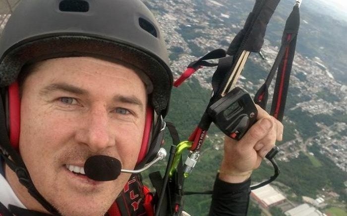 Un turista brasileño murió en Jujuy al caer mientras practicaba parapente