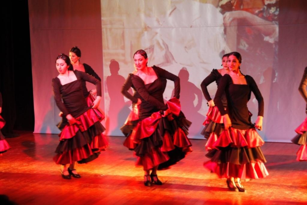 El arte tuvo un año brillante con la música y el teatro en la sala más importante del Norte