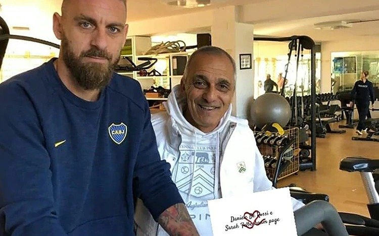 Una foto de De Rossi entrenando en la Roma y versiones sobre su futuro