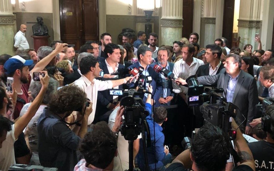 "Era una irresponsabilidad aprobar la Ley Impositiva", señalaron desde la oposición