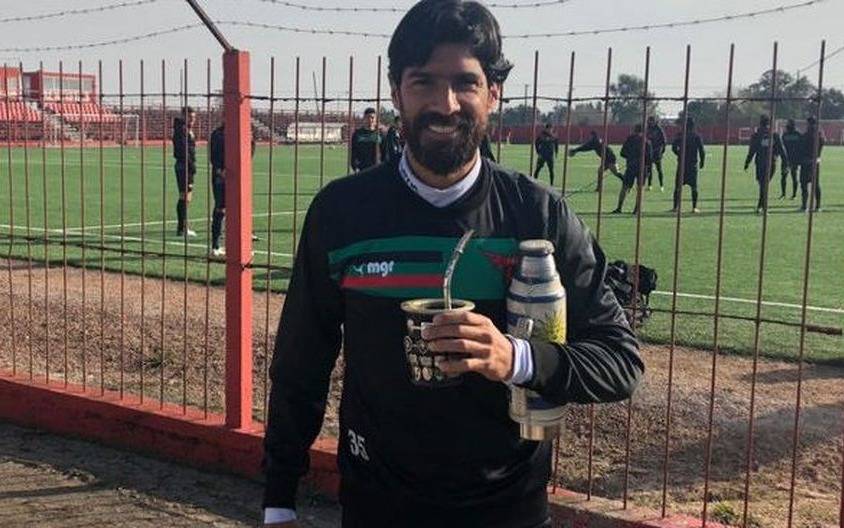 Histórico goleador será jugador y DT de su equipo al mismo tiempo