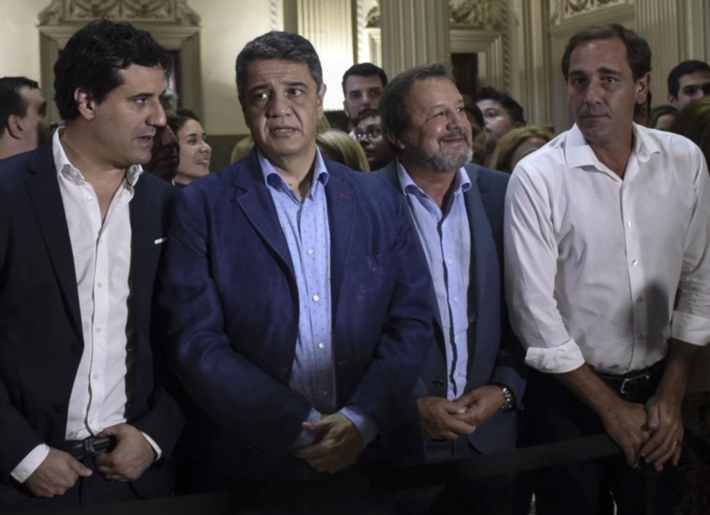 El Gobernador convocó a intendentes de Cambiemos para destrabar la ley impositiva