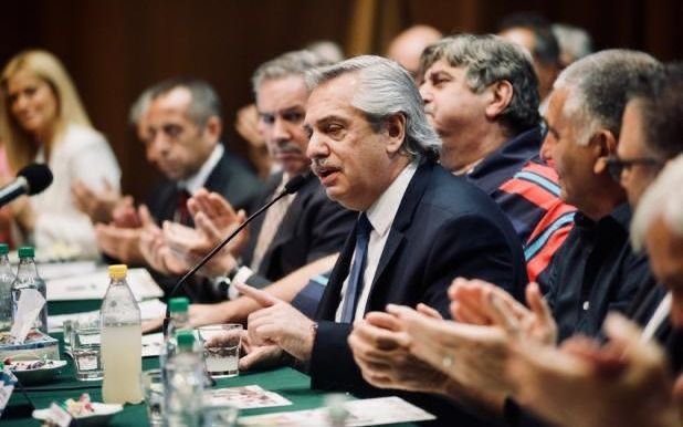 Alberto Fernández cuestionó las "ganancias extraordinarias" de los empresarios y no descartó intervenir